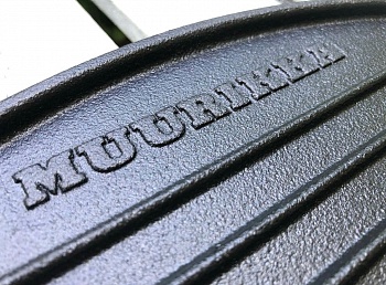фото MUURIKKA Гриль-сковорода двухсторонняя чугунная 42 см с сумкой-чехлом в комплекте (Арт.54020010)