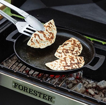 фото Сковорода чугунная для гриль-блюд и пиццы 32 см  Forester CI-09